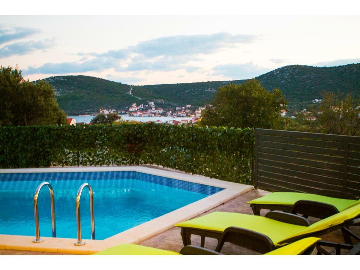 Villa Croatia Sea View With Heated Pool Vinišće Exterior foto